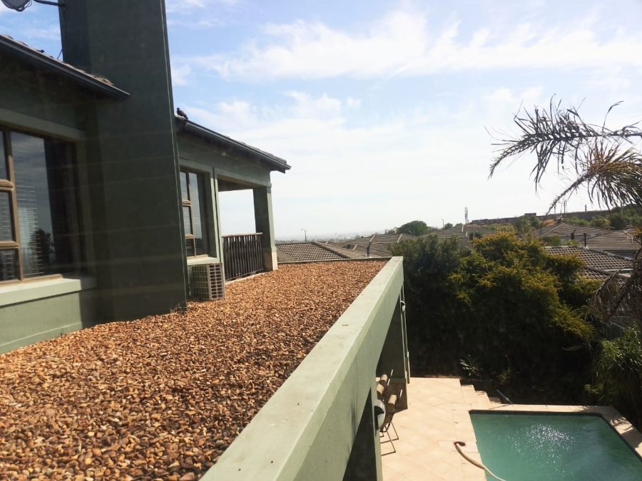 4 Bedroom Property for Sale in Haasendal Western Cape